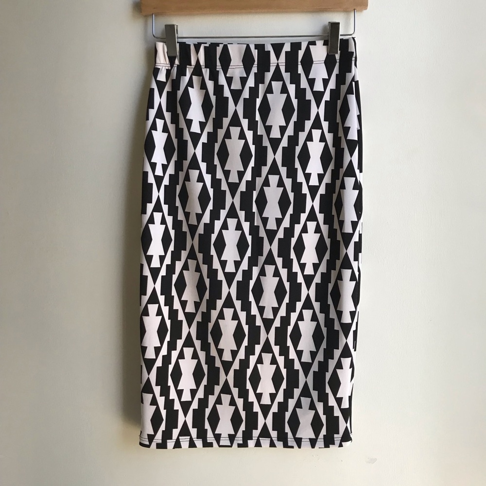 Moon stretch pencil skirt